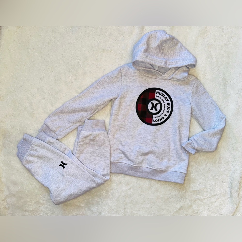 Hurley Set - Picture 2 of 4
